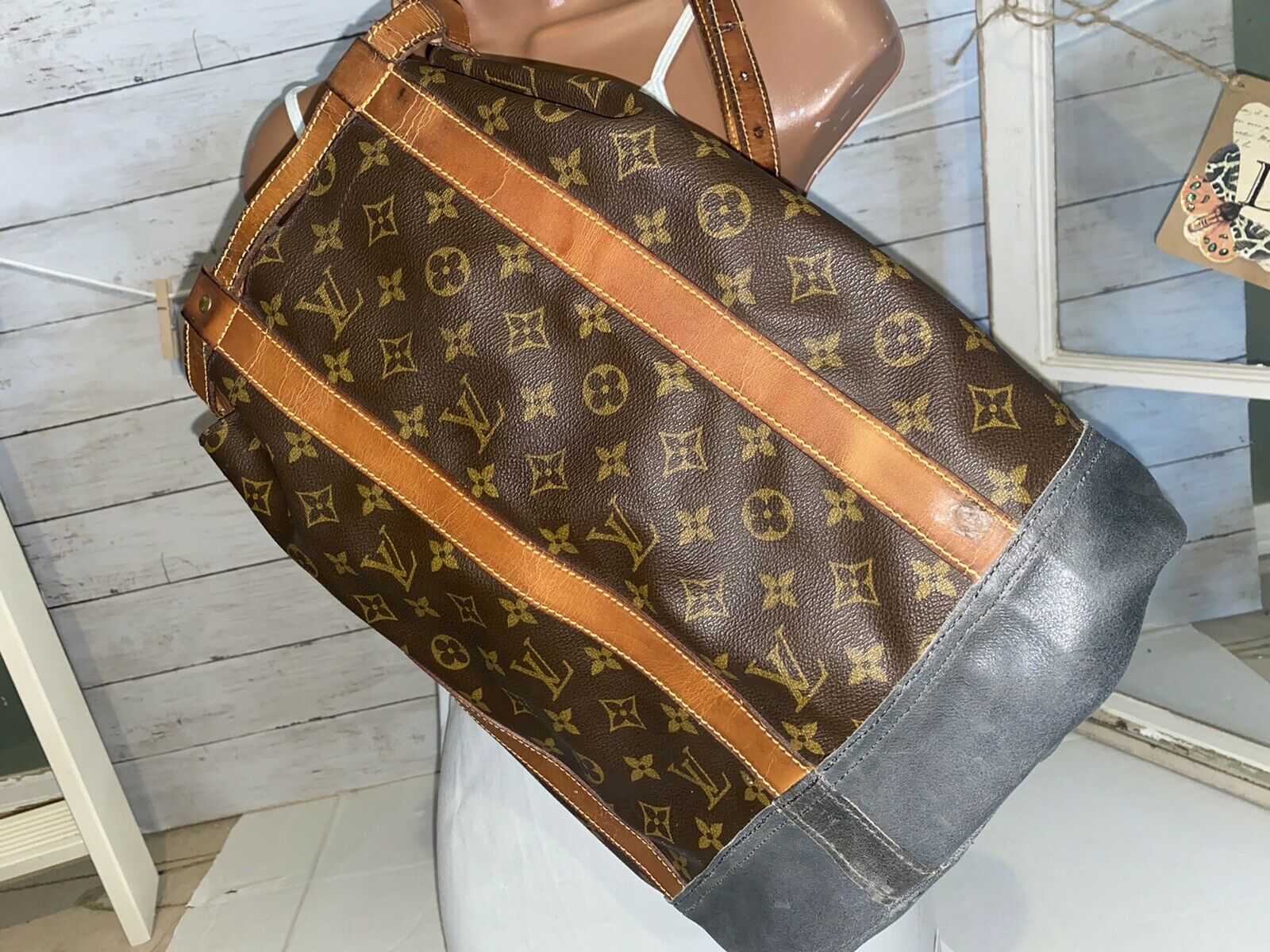 Louis Vuitton Handbag Crossbag, Authentic- Vintage Boho Excellent Condition