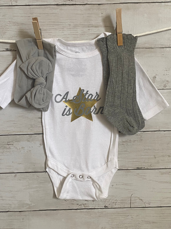 Newborn Baby Girl Outfit 'A Star is Born'